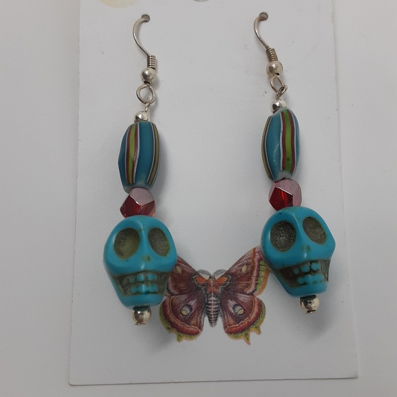 Handmade Skull Earrings With Repurposed Beads - Picture 3 of 8
